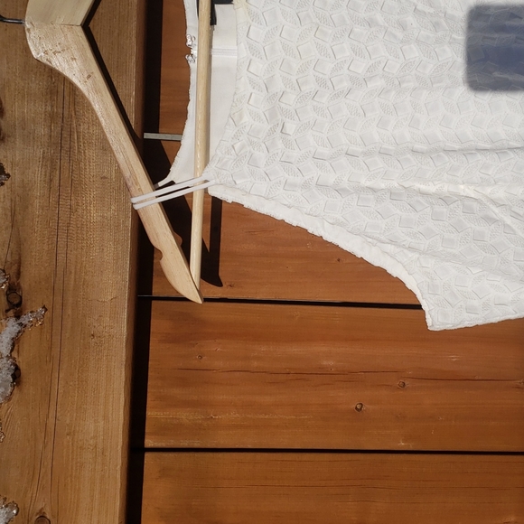 WHBM NWOT 14 Geometric Lace Dress - Picture 3 of 8